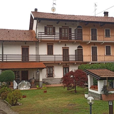 Hotel La Luna Nel Pozzo Castelletto sopra Ticino Esterno foto